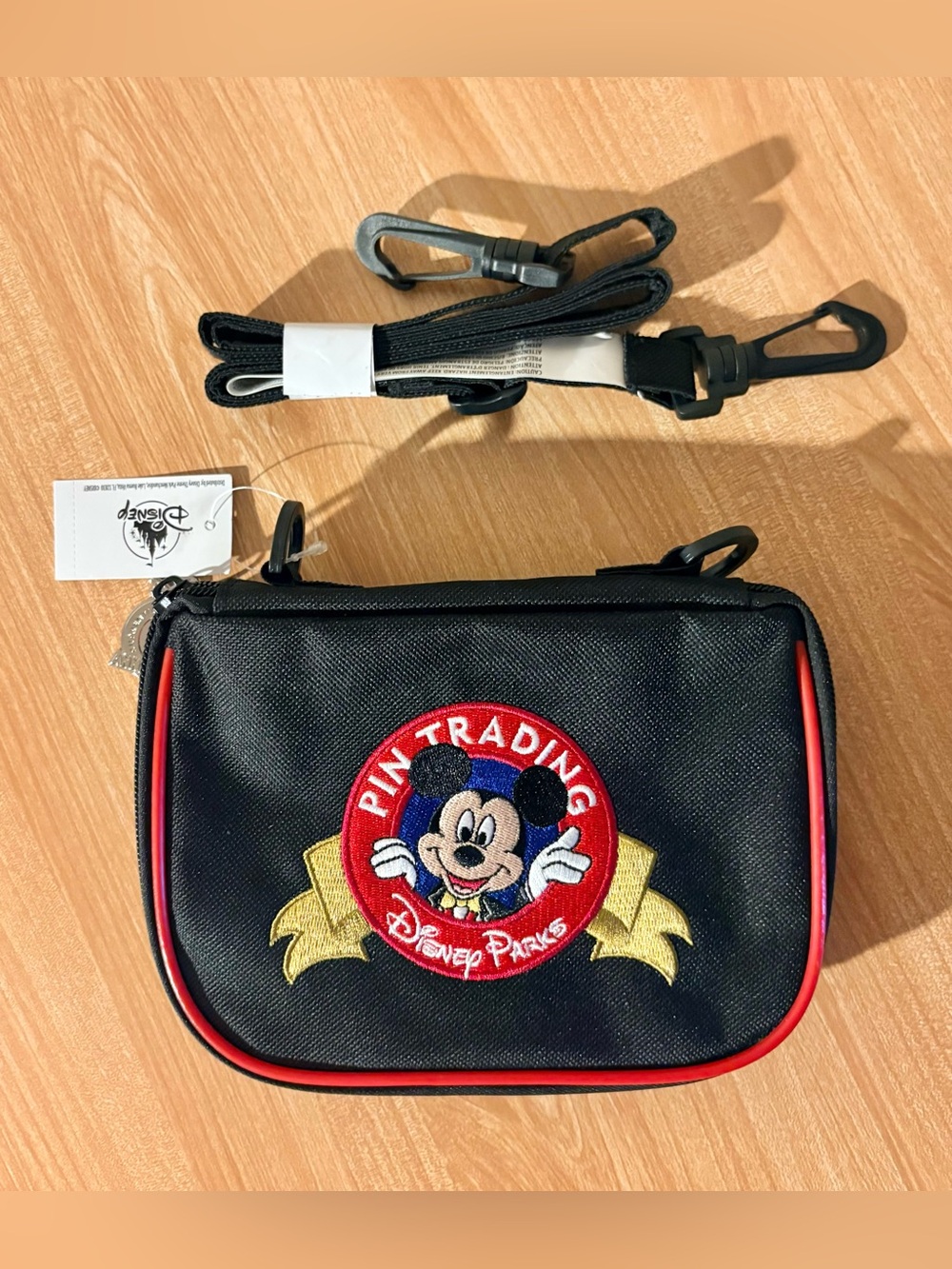 Disney Parks 25th Anniversary Pin Trading Mickey Mouse Crossbody Bag Brand New